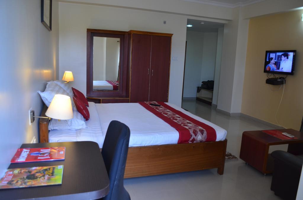 Hotel Rajdhani Regency Guwahati Room photo